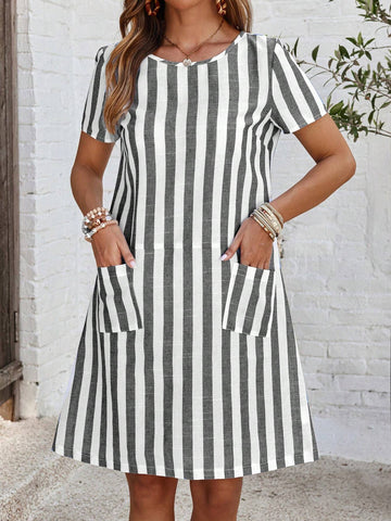 EMERY ROSE Women's Short Sleeve Casual Blue And White Striped Pocket Dress