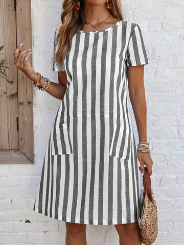 EMERY ROSE Women's Short Sleeve Casual Blue And White Striped Pocket Dress