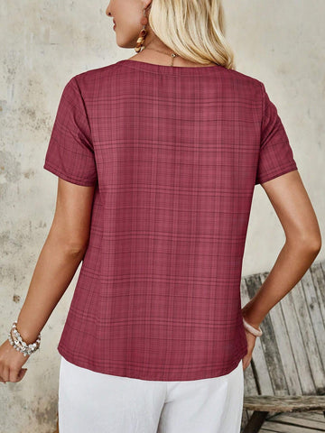 EMERY ROSE Women's Simple Flower Embroidery Short Sleeve Shirt