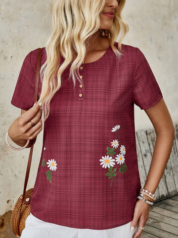 EMERY ROSE Women's Simple Flower Embroidery Short Sleeve Shirt