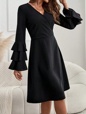 EMERY ROSE Women's Solid Color V-Neck Bell Sleeve Elegant Short Dress, Spring Summer
