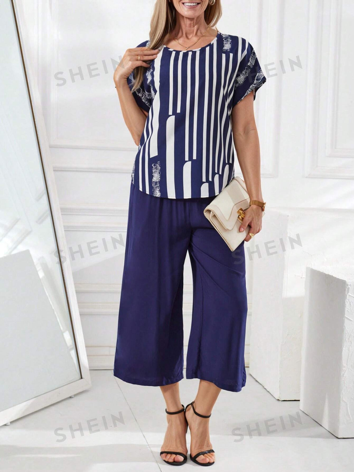 EMERY ROSE Women's Striped Batwing Short Sleeve Top And Pant Set