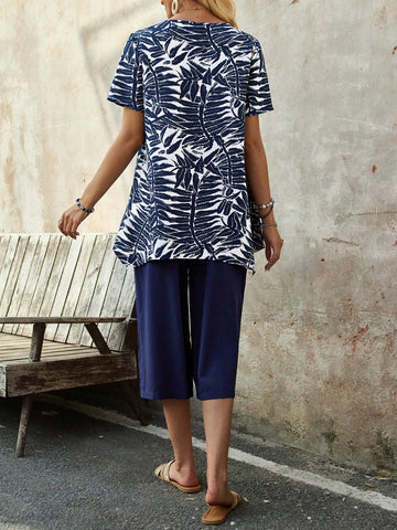 EMERY ROSE Women's Summer Blue Short-Sleeve Top With Plant Print And Asymmetrical Hem, Paired With Plain Trousers As A Two-Piece Set.