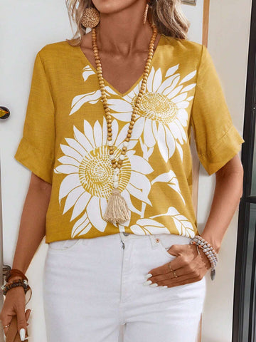 EMERY ROSE Women's Sunflower Printed Short Sleeve Holiday Shirt