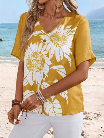 EMERY ROSE Women's Sunflower Printed Short Sleeve Holiday Shirt