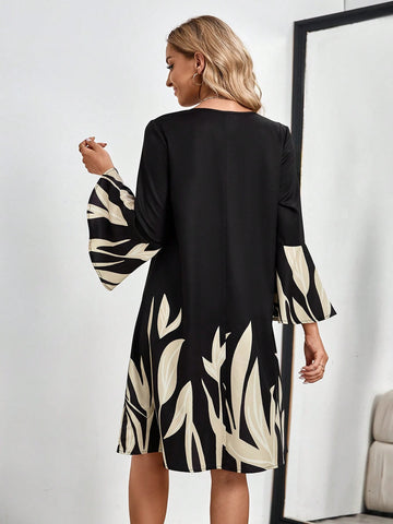 EMERY ROSE Women's V-Neck Long Sleeve Printed Casual Short Dress