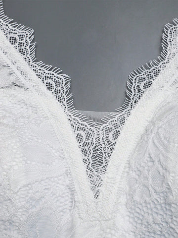 EVER-PRETTY Contrast Lace V-neck Floor Length Wedding Dress Without Veil