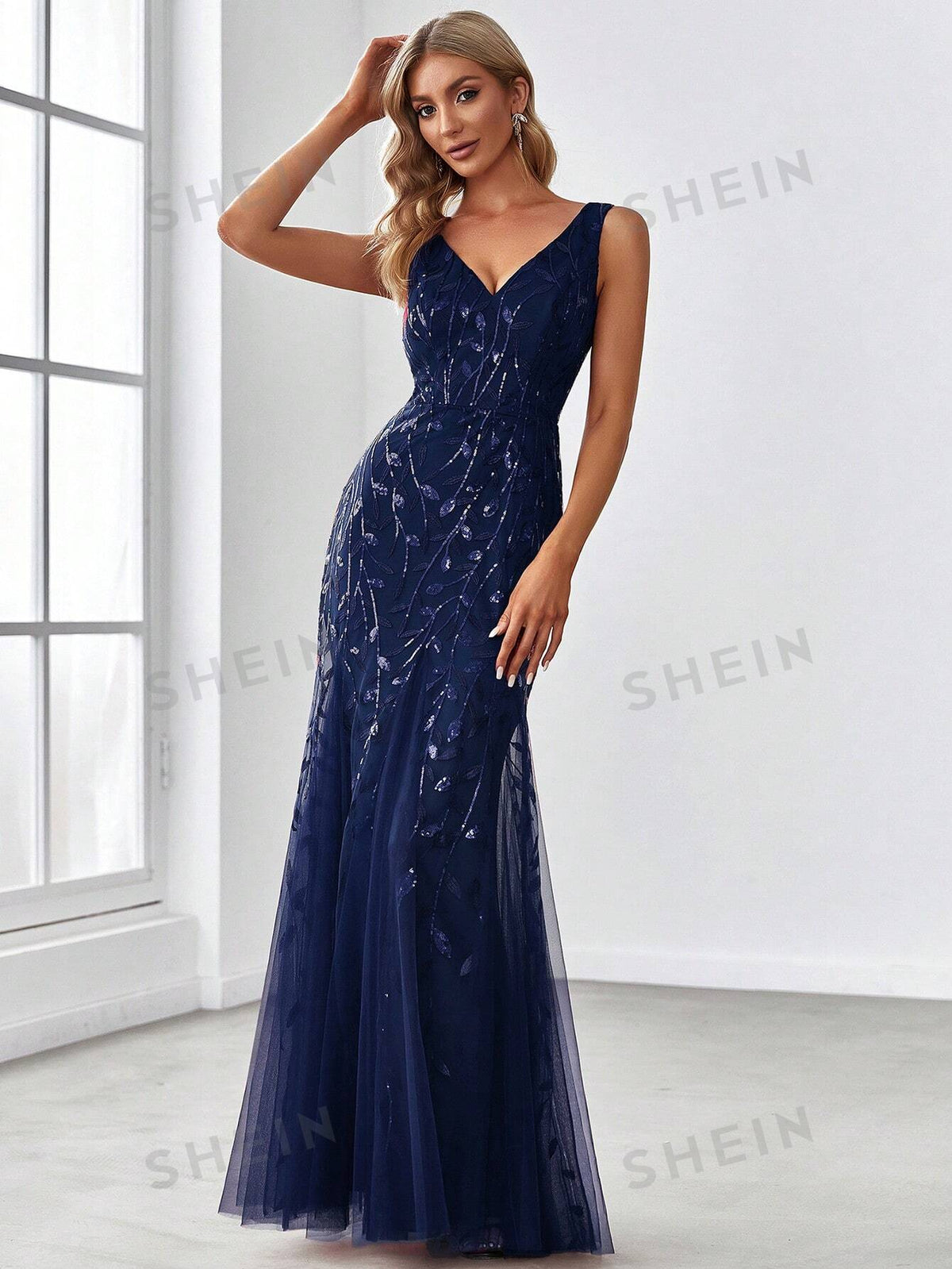 EVER-PRETTY Contrast Sequin Mesh Mermaid Hem Bridesmaid Dress