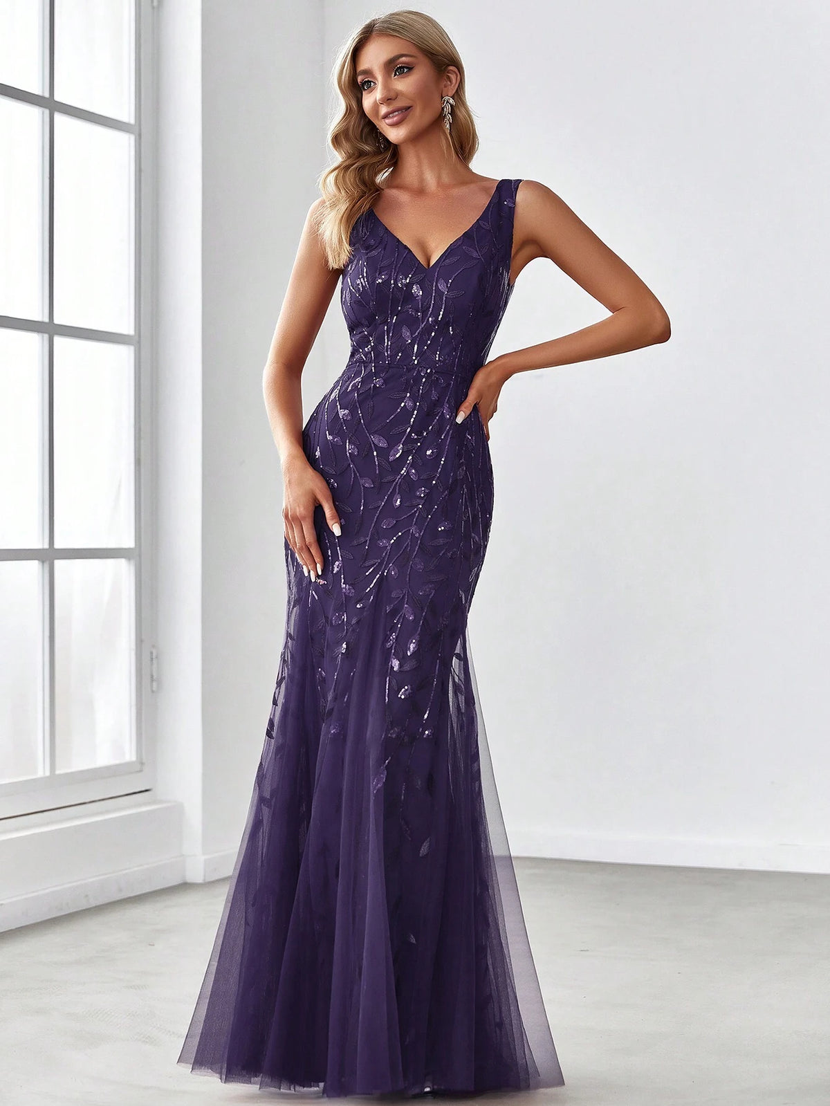 EVER-PRETTY Sequin Deep V-Neck Mermaid Evening Dress With Net Tulle Patchwork