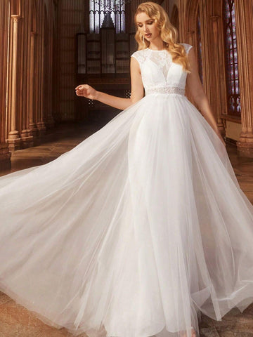 EVER-PRETTY Lace Appliques Contrast Mesh Wedding Dress
