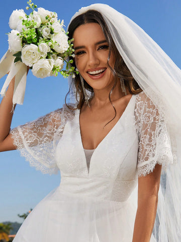 EVER-PRETTY Lace Contrast Mesh Appliques Wedding Dress