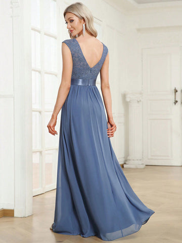 EVER-PRETTY Scoop Neck Contrast Floral Lace Formal Dress