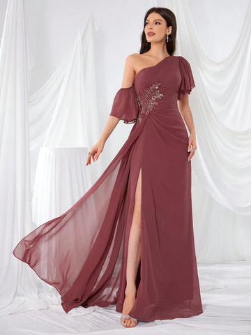 Elegant And Chic Oblique Shoulder Beaded Waist Pleated Dress With Flowing Hemline