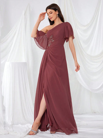 Elegant And Chic Oblique Shoulder Beaded Waist Pleated Dress With Flowing Hemline