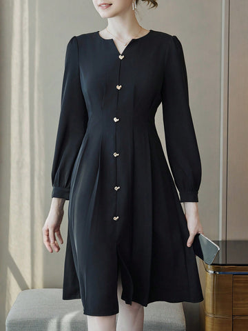 Elegant And Trendy Notch Neckline Dress With A Simple Style
