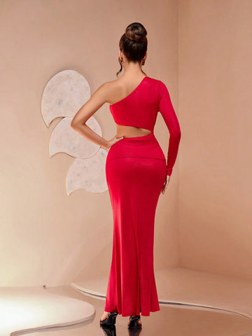 Elegant Asymmetrical Hollow-Out One-Shoulder Crop Top & Split Solid Red Floor-Length Dress, Chic Two Piece Set, Suitable For Hostess, Formal Party, High-End Banquet, Gala Event
