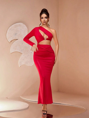 Elegant Asymmetrical Hollow-Out One-Shoulder Crop Top & Split Solid Red Floor-Length Dress, Chic Two Piece Set, Suitable For Hostess, Formal Party, High-End Banquet, Gala Event