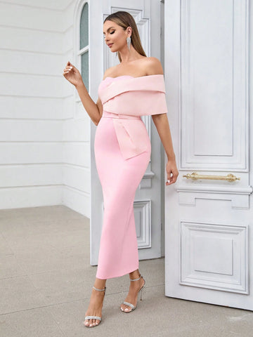 Elegant, Backless Dress Wrapped In Breast
