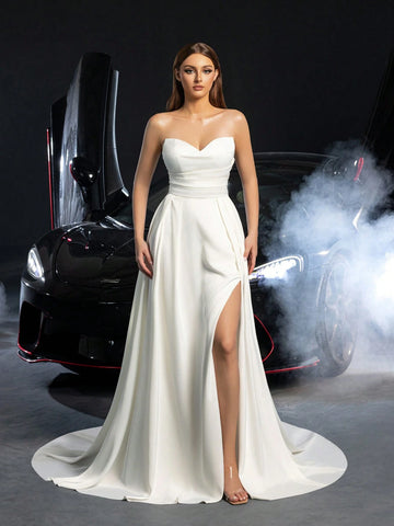 Elegant Beaded Detail Satin Strapless Wedding Dress