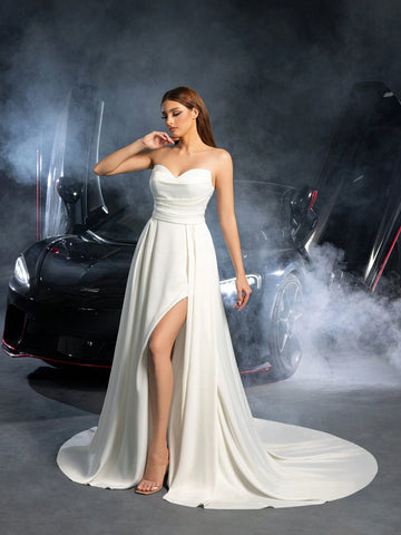 Elegant Beaded Detail Satin Strapless Wedding Dress