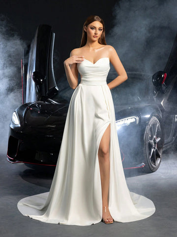 Elegant Beaded Detail Satin Strapless Wedding Dress