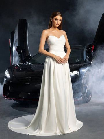 Elegant Beaded Detail Satin Strapless Wedding Dress