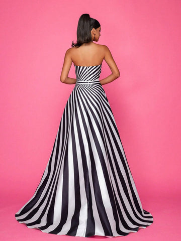 Elegant Black & White Maxi Dress With Drapery For Formal Occasions