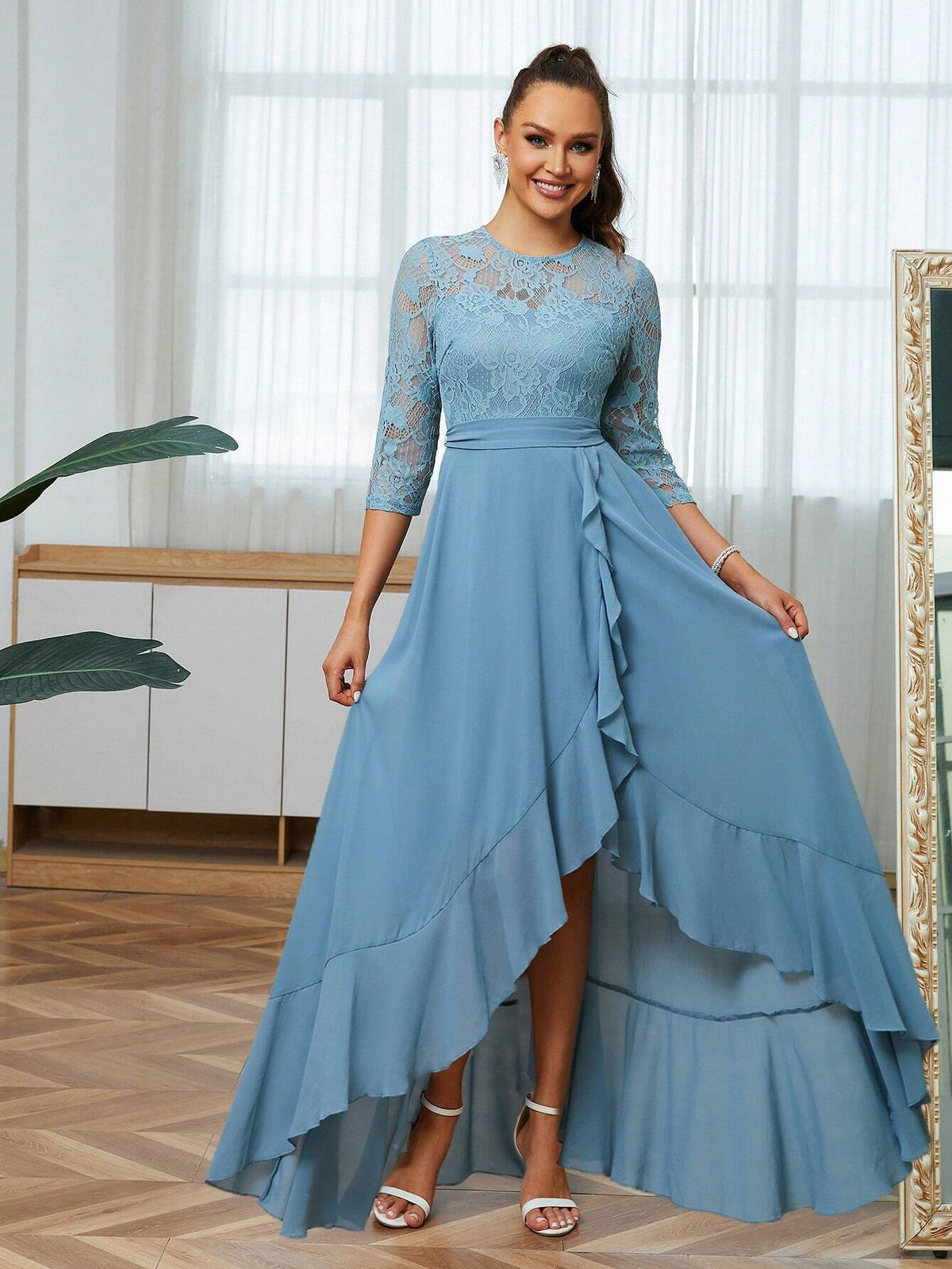 Elegant Floor-Length Bridesmaid Dress With V Neckline, Lace And Chiffon Patchwork And Pleated Hem