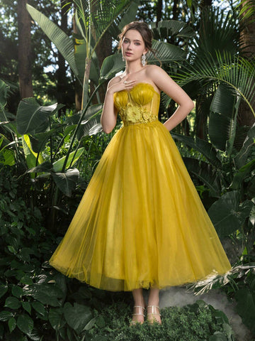 Elegant Lace Up Back Floral Applique Bodice Strapless Homecoming Party Dress