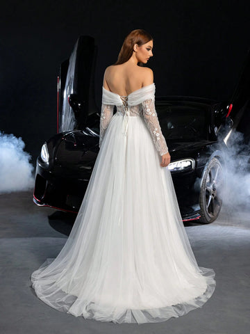 Elegant Off Shoulder Long Sleeves Lace Up Backless Floral Applique Beaded Wedding Dress