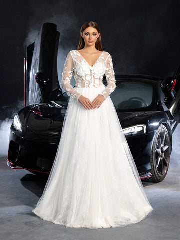 Elegant Plunging Neck Floral Applique Sheer Lace Wedding Dress