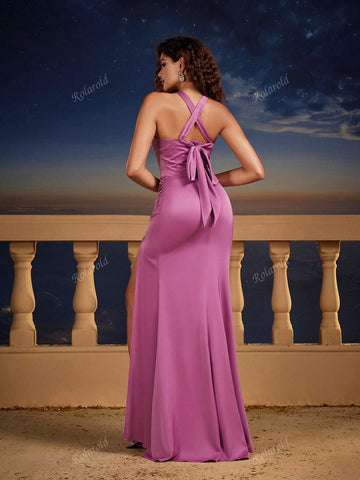 Elegant Sleeveless Halter Neck Split Mermaid Hem Bridesmaid Dress