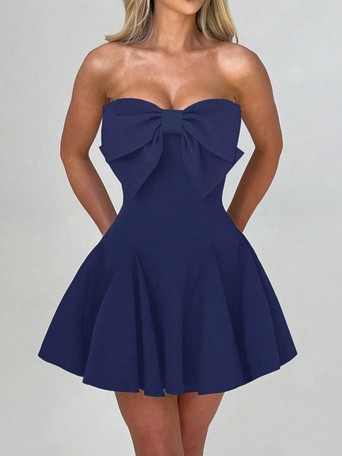 Elegant Sleeveless Solid Color Bow Mini Dress, For Autumn
