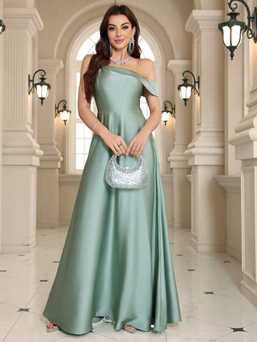 Elegant Solid Color Strapless Oblique Shoulder Maxi Evening Dress