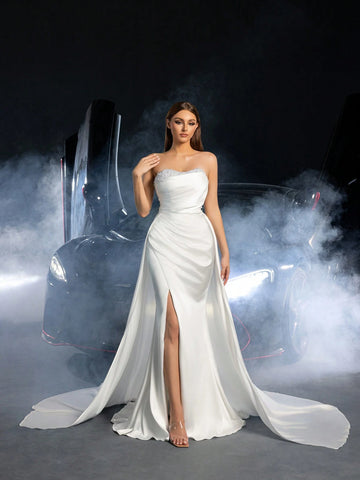 Elegant Strapless Pearl Embellshed Split Thigh Satin Wedding Dress