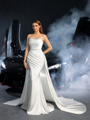 Elegant Strapless Pearl Embellshed Split Thigh Satin Wedding Dress