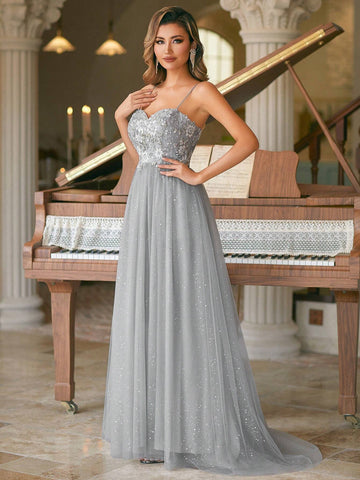 Elegant Sweetheart Applique Spaghetti Long Dress