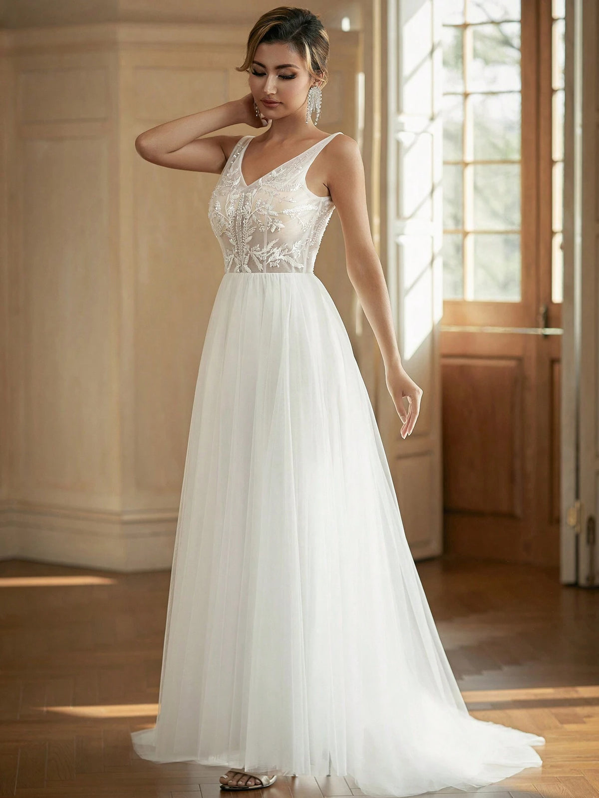 Elegant V-Neck Beaded Tulle Sweep 2024 Wedding Dress