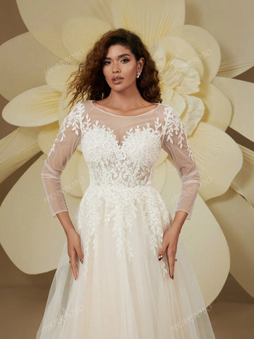 Elegant White Lace Long Sleeve Wedding Banquet Dress