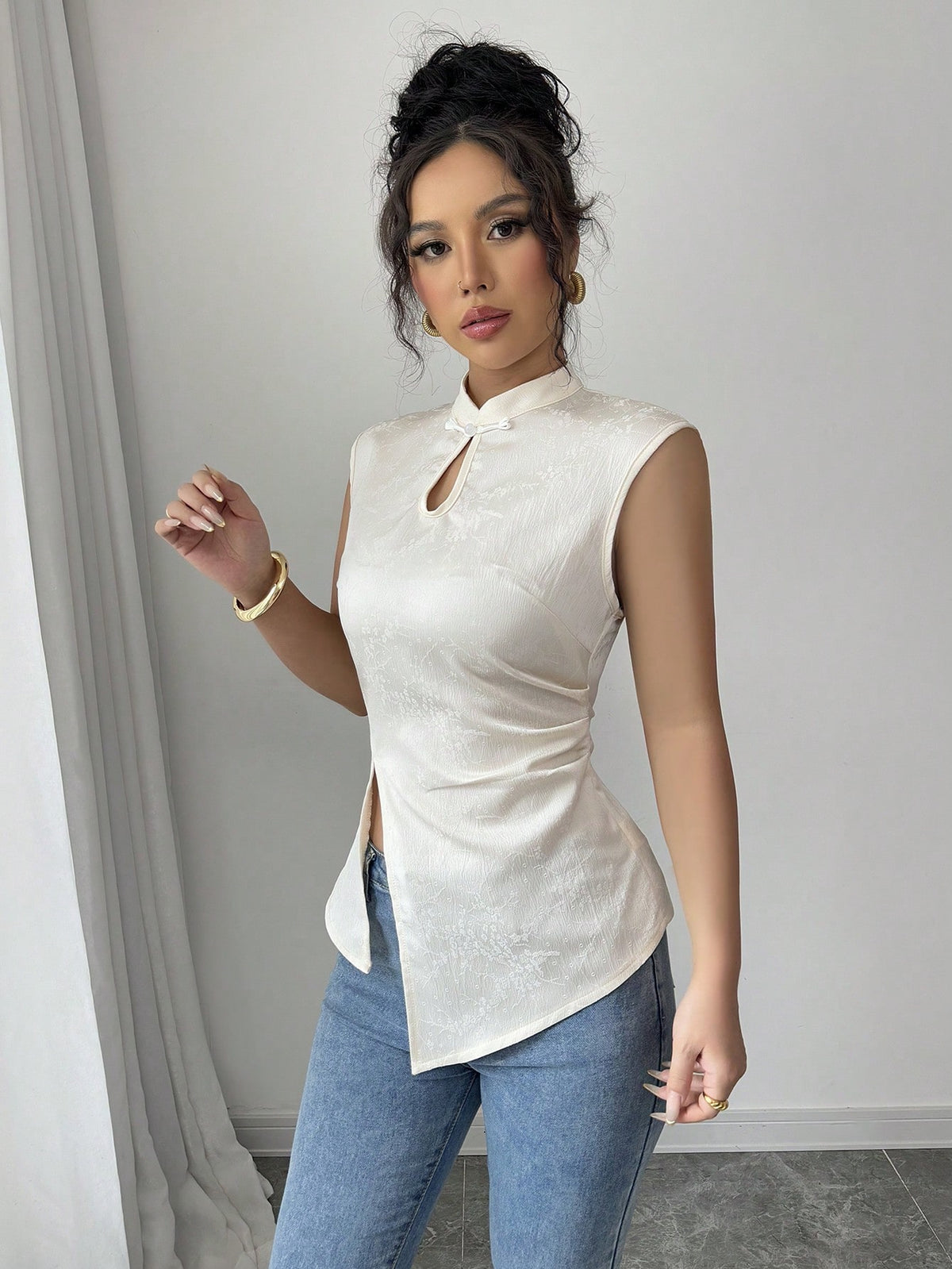 Elenzga Lightweight Sleeveless Chinese Style Modified Cheongsam Top, Chinese New Year Outfit, Spring/Summer