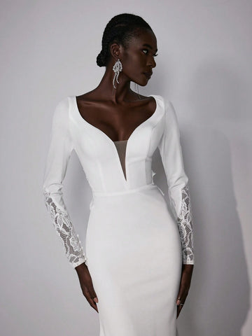 Elitara Elegant And Gorgeous Luxury Beige Stretch Knit Contrast Color Lace Embroidery Applique Long Sleeve Backless Fishtail Length Suitable For Wedding, Party, Festival, Prom, Bridal Wedding Dress