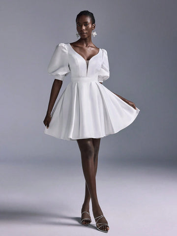 Elitara Elegant Luxurious V-Neck Sexy Backless Flared Dress, Suitable For Weddings, Parties, Honeymoons, Balls, Bridal Showers