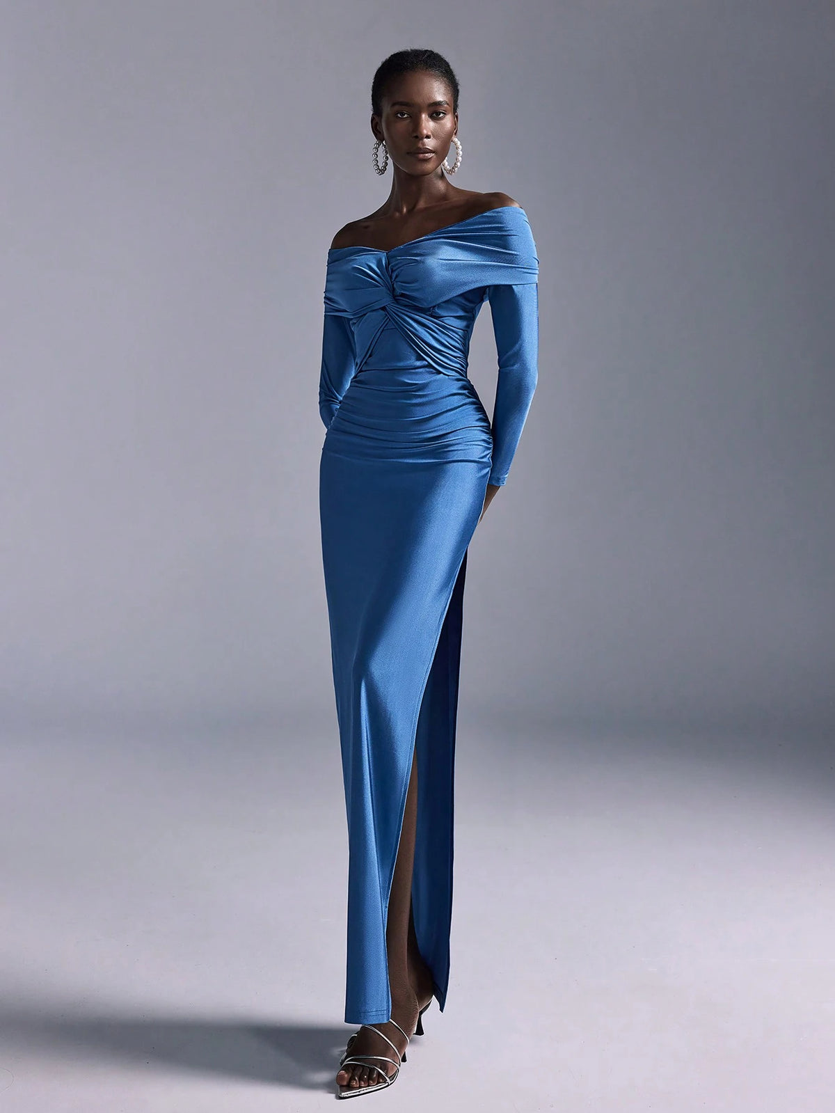 Elitara Elegant Romantic Blue Ruched Off Shoulder Fitted Bodycon Side Slit Straight Sleeve Knit Bridesmaid Dress