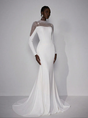 Elitara Elegant White Collar Mesh See-Through Luxury Gradient Embellished Maxi Wedding Dress With Long Train, Minimalist Design