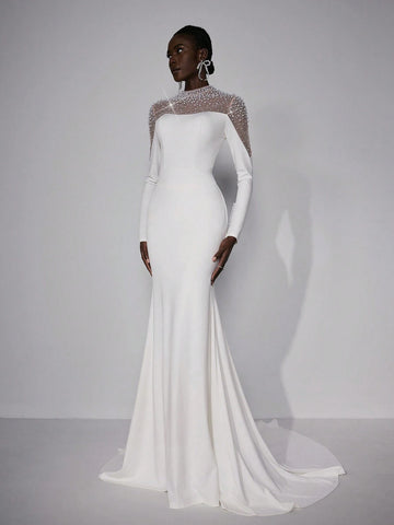 Elitara Elegant White Collar Mesh See-Through Luxury Gradient Embellished Maxi Wedding Dress With Long Train, Minimalist Design