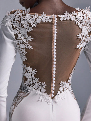 Elitara Elegant & Glamorous Ivory Sexy Backless Applique Embroidered Lace Panel Stretch Knit Mermaid Dress With Train, Suitable For Weddings, Singles Party, Holiday, Banquet, Bridal