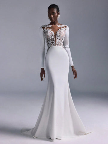 Elitara Elegant & Glamorous Ivory Sexy Backless Applique Embroidered Lace Panel Stretch Knit Mermaid Dress With Train, Suitable For Weddings, Singles Party, Holiday, Banquet, Bridal