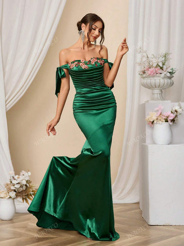 Embroidered Off-Shoulder Maxi Evening Dress With Train