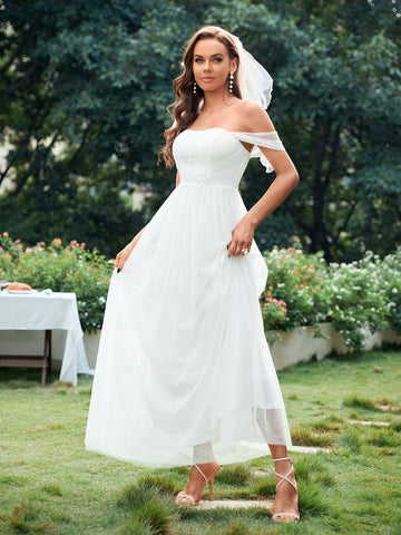 Embroidery Off The Shoulder Wedding Dress