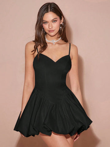 Enchnt Women Plain Color Spaghetti Strap Minimalistic Casual Short Dress